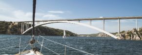 Louez des voiliers avec skipper pour une croisière inoubliable en Méditerranée !
