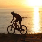 Une randonnée en VTT enduro à la découverte des charmes du Cap-Vert