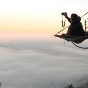 Insolite : on a dormi à flanc de falaise en Pays de Savoie