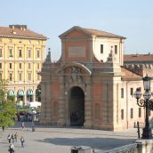 Bologne : les 5 bonnes raisons de visiter la ville rouge en Italie